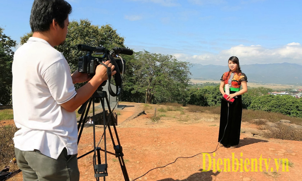 T&igrave;nh y&ecirc;u t&ocirc;i nơi bức tranh đa sắc m&agrave;u