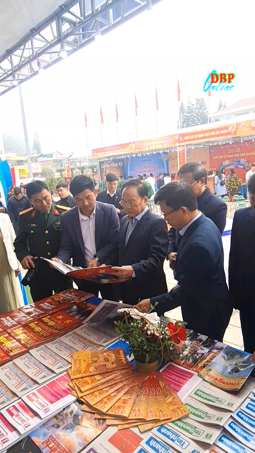 Hội B&aacute;o xu&acirc;n Ất Tỵ 2025