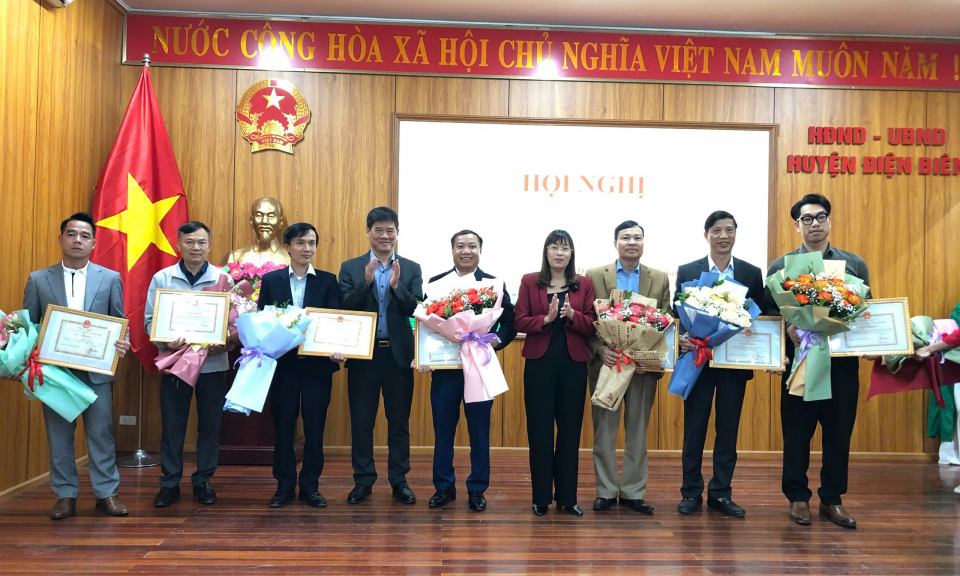 Huyện Điện Bi&ecirc;n gặp mặt doanh nghiệp, nh&agrave; đầu tư