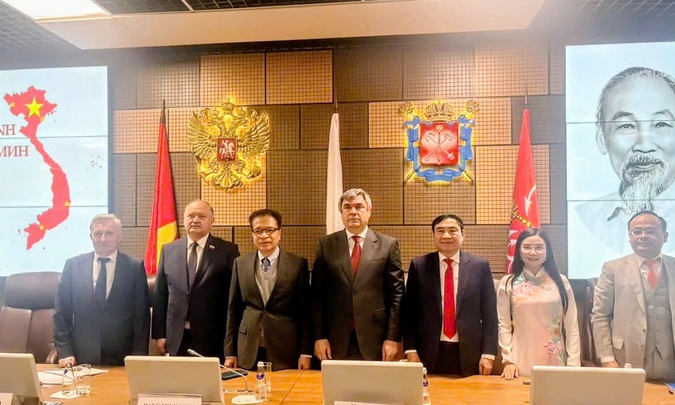 Điện Bi&ecirc;n leader attends seminar to mark 135th birth anniversary of President Hồ Ch&iacute; Minh in Russia