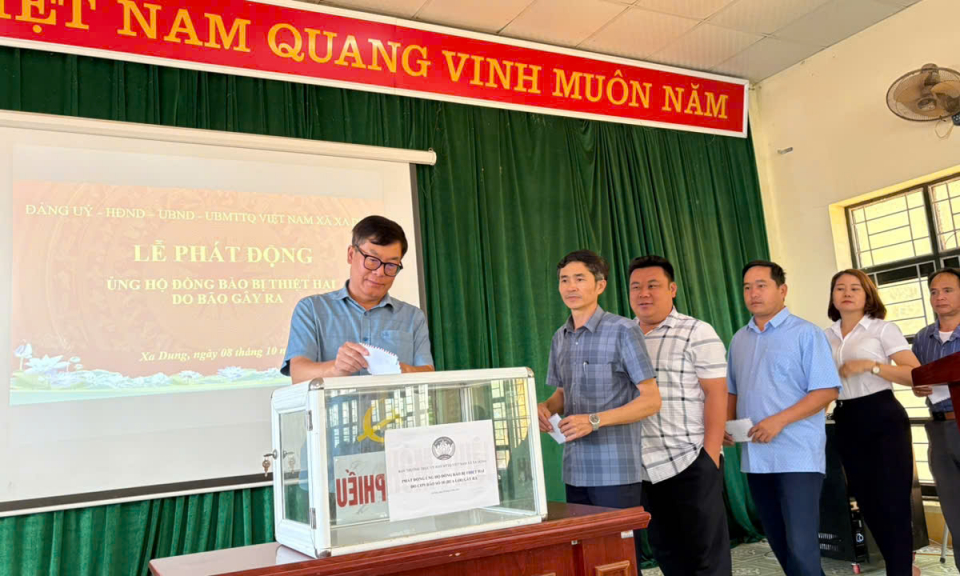 Xa Dung ph&aacute;t động ủng hộ đồng b&agrave;o bị thiệt hại do b&atilde;o số 10 