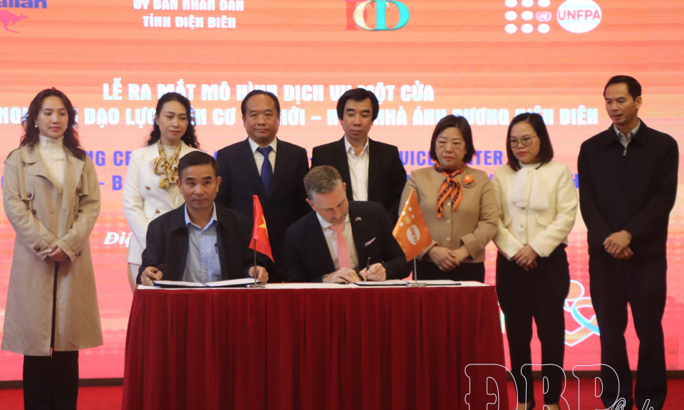 Ra mắt m&ocirc; h&igrave;nh dịch vụ một cửa hỗ trợ phụ nữ v&agrave; trẻ em bị bạo lực