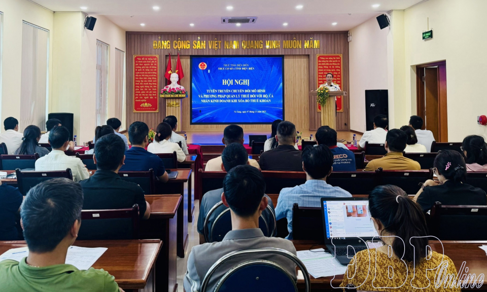 Tuy&ecirc;n truyền, phổ biến ch&iacute;nh s&aacute;ch thuế mới cho người kinh doanh