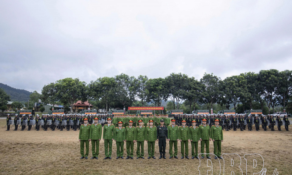 Xuất qu&acirc;n tăng cường bảo đảm ANTT Đại hội Đảng to&agrave;n quốc