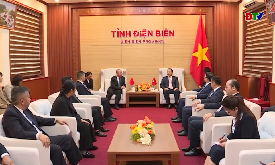 B&iacute; thư Tỉnh ủy Trần Tiến Dũng tiếp x&atilde; giao đo&agrave;n đại biểu huyện Giang Th&agrave;nh v&agrave; TP. Phổ Nhĩ, tỉnh V&acirc;n Nam (Trung Quốc) v&agrave; tỉnh Phong Sa Ly (L&agrave;o)