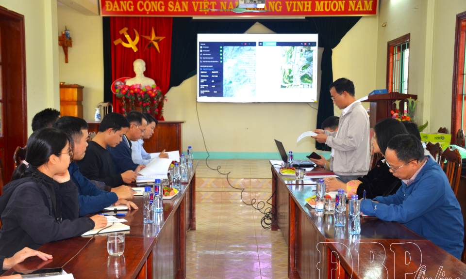 B&agrave;n giao, đưa v&agrave;o sử dụng Hệ thống hỗ trợ ra quyết định về rủi ro v&agrave; ngập lụt tr&ecirc;n lưu vực s&ocirc;ng Nậm Rốm 