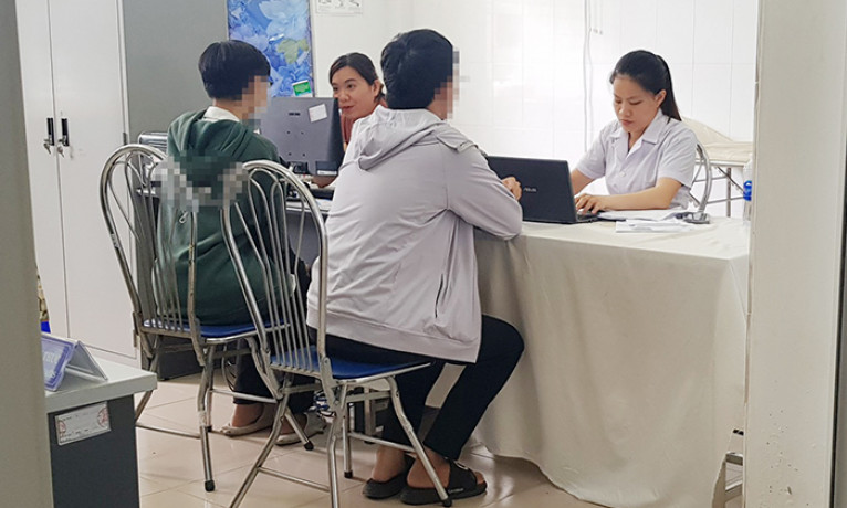 Cảnh b&aacute;o t&igrave;nh trạng gia tăng ca nhiễm HIV nh&oacute;m đồng t&iacute;nh nam