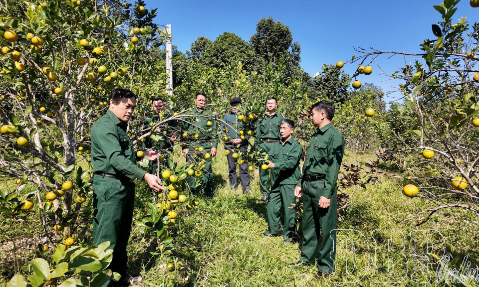 T&ocirc; thắm phẩm chất Bộ đội Cụ Hồ
