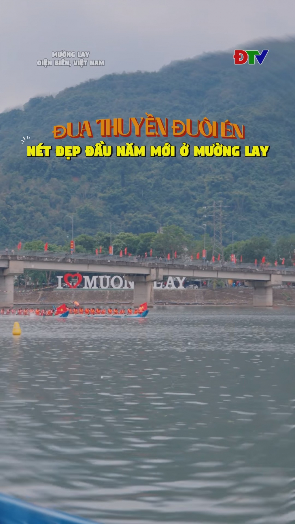 Đua thuyền đu&ocirc;i &eacute;n - N&eacute;t đẹp đầu năm mới ở Mường Lay