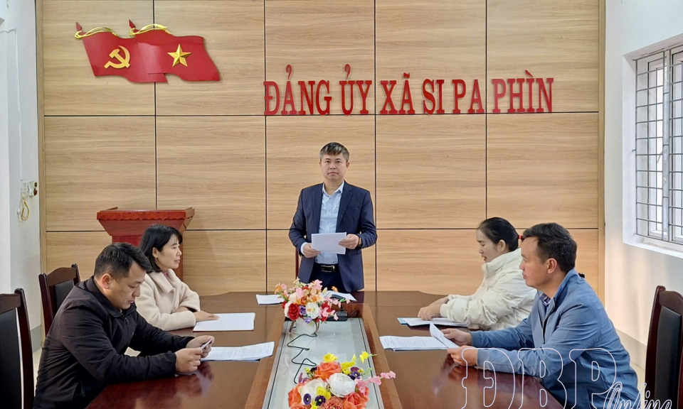 Đảng bộ x&atilde; Si Pa Ph&igrave;n đổi mới c&aacute;ch thức kiểm điểm, xếp loại 