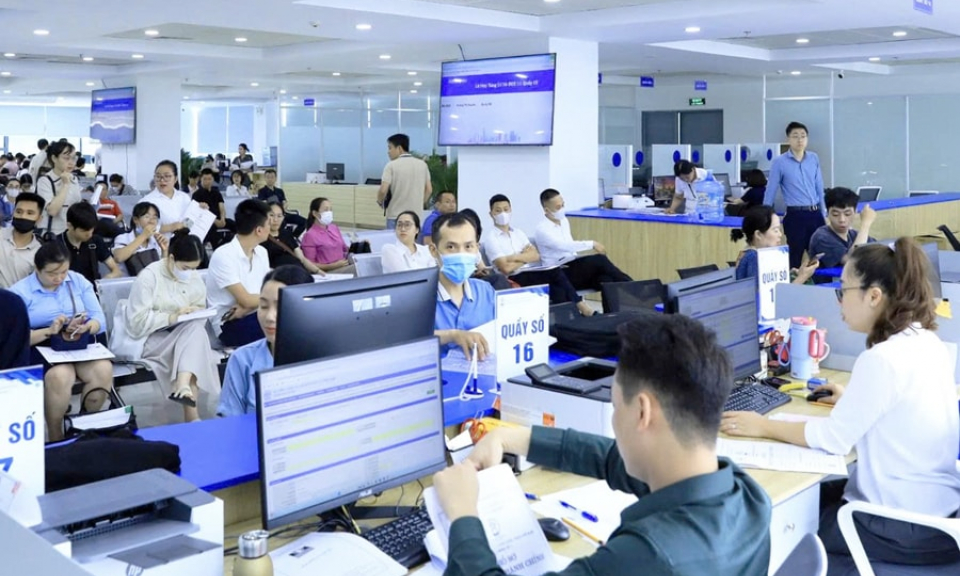 Nhận diện, đấu tranh với th&ocirc;ng tin xấu độc về cải c&aacute;ch tiền lương