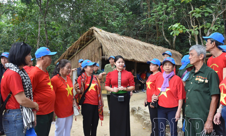 Nền tảng vững chắc th&uacute;c đẩy du lịch ph&aacute;t triển bền vững 