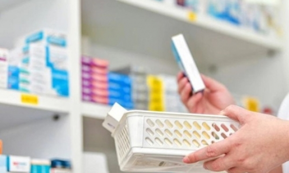 Xử phạt hai đơn vị nhập khẩu thuốc y học cổ truyền, b&aacute;n thuốc độc sai quy định