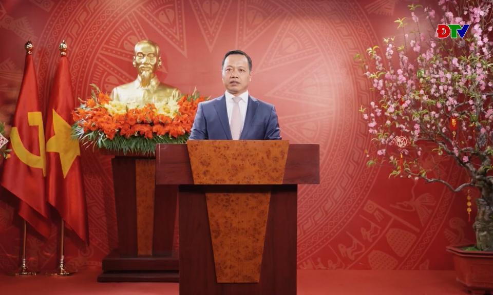 B&Iacute; THƯ TỈNH ỦY TRẦN TIẾN DŨNG CH&Uacute;C TẾT ĐỒNG B&Agrave;O, C&Aacute;N BỘ, CHIẾN SĨ C&Aacute;C LLVT XU&Acirc;N B&Iacute;NH NGỌ 2026