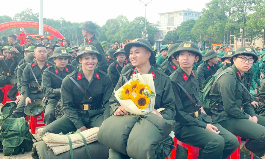 Nhận diện chi&ecirc;u tr&ograve; lợi dụng tr&iacute; tuệ nh&acirc;n tạo để xuy&ecirc;n tạc Ng&agrave;y hội t&ograve;ng qu&acirc;n bảo vệ Tổ quốc