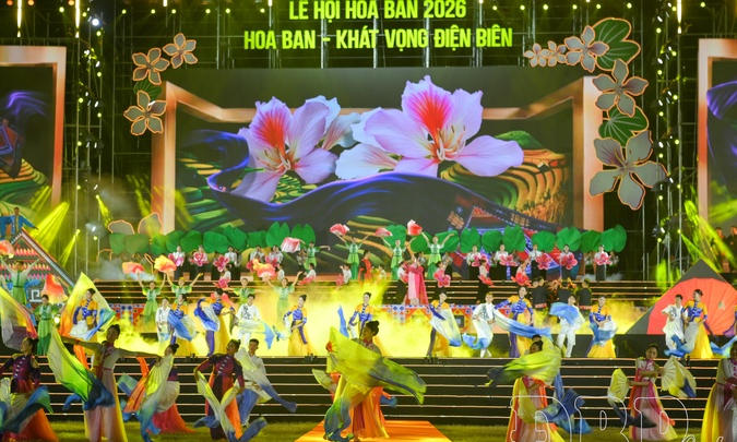 Điện Bi&ecirc;n opens 2026 Ban (Bauhinia) Flower Festival