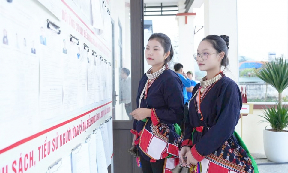 Thực tiễn bầu cử đ&atilde; phản b&aacute;c luận điệu &ldquo;d&acirc;n chủ tượng trưng&rdquo;