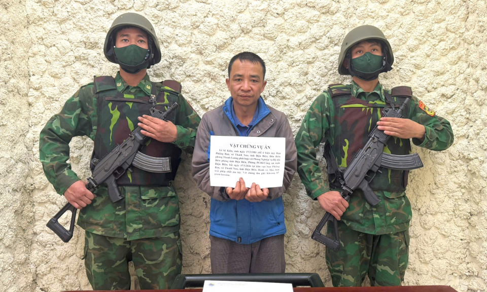 Triệt ph&aacute; tụ điểm mua b&aacute;n lẻ ma t&uacute;y phức tạp tr&ecirc;n địa b&agrave;n x&atilde; Thanh Nưa