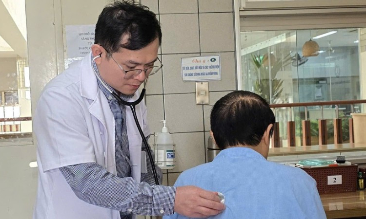 Chẩn đo&aacute;n ung thư phổi sớm: Cảnh gi&aacute;c với 'nốt mờ' dưới 1cm trong phổi