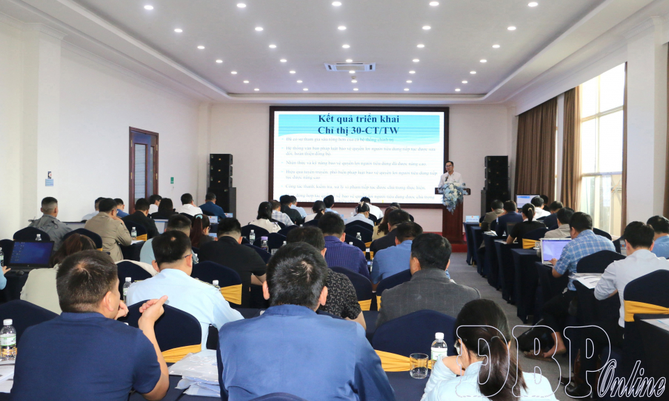 Tập huấn phổ biến ch&iacute;nh s&aacute;ch, ph&aacute;p luật về bảo vệ quyền lợi người ti&ecirc;u d&ugrave;ng 