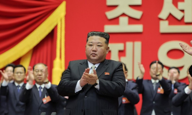 Nh&agrave; l&atilde;nh đạo Kim Jong Un được suy t&ocirc;n l&agrave; Chủ tịch Ủy ban Quốc vụ Triều Ti&ecirc;n