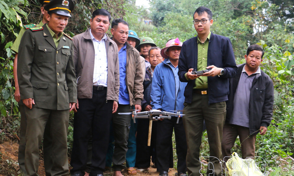 &ldquo;Mắt thần&rdquo; giữa đại ng&agrave;n m&ugrave;a kh&ocirc; hanh