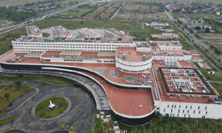 Viện Kiểm s&aacute;t nh&acirc;n d&acirc;n tối cao truy tố cựu Bộ trưởng Y tế Nguyễn Thị Kim Tiến c&ugrave;ng 9 bị can