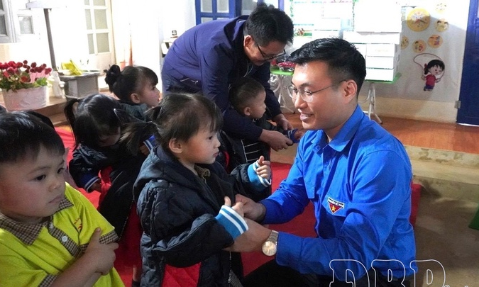 Igniting youths&rsquo; aspiration to contribute to Fatherland