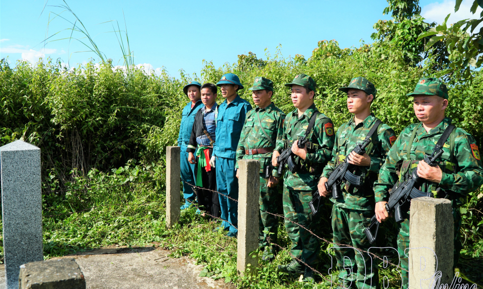 Vững bi&ecirc;n cương từ l&ograve;ng d&acirc;n