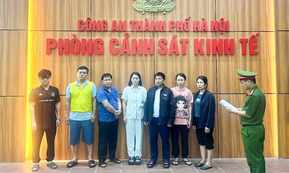 Khởi tố 8 đối tượng trong đường d&acirc;y ti&ecirc;u thụ gần 300 tấn lợn dịch tại H&agrave; Nội