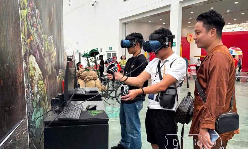 Số h&oacute;a bảo t&agrave;ng, đ&aacute;nh thức lịch sử