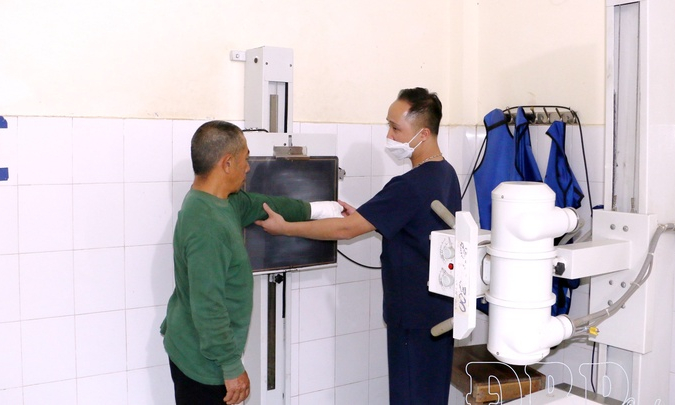 Removing bottlenecks in health insurance examination and treatment