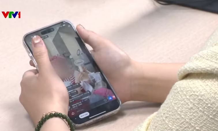 &ldquo;Mồi ngon&rdquo; của c&aacute;c đối tượng lừa đảo tại c&aacute;c phi&ecirc;n livestream