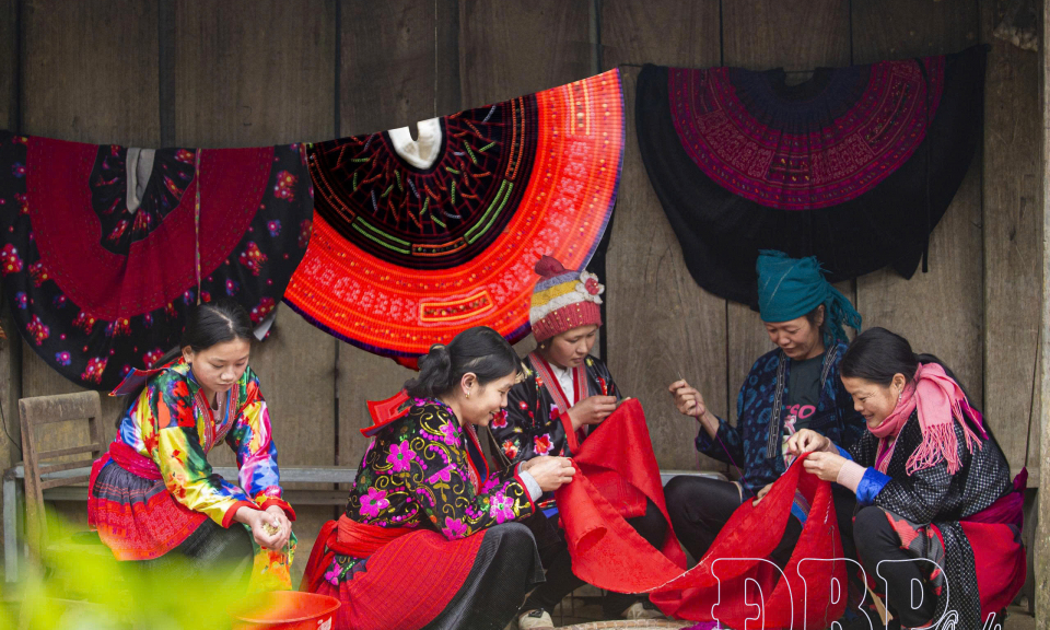 Nhịp thở v&ugrave;ng T&acirc;y Bắc