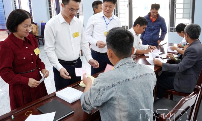 Seconded officials as bridge for more effective two-tier governance