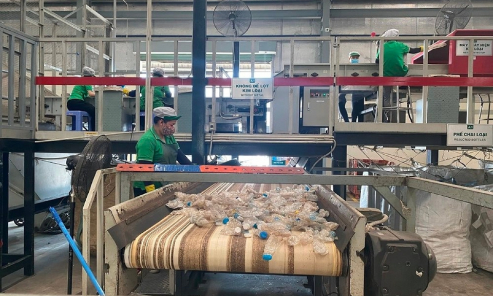 Đối tượng phải thực hiện tr&aacute;ch nhiệm t&aacute;i chế sản phẩm, bao b&igrave;