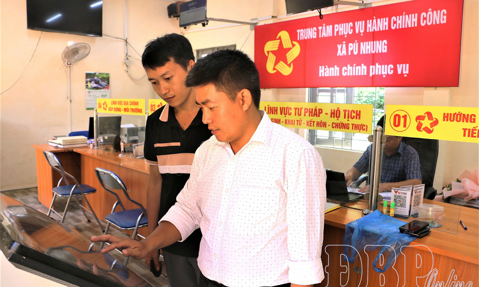 Cải c&aacute;ch h&agrave;nh ch&iacute;nh ở P&uacute; Nhung