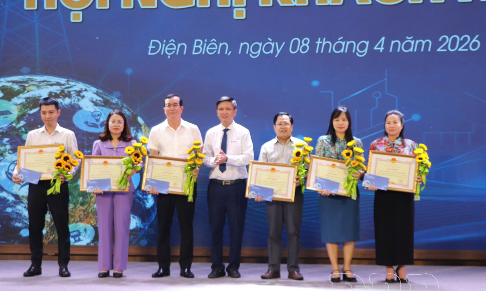 Hội nghị kh&aacute;ch h&agrave;ng C&ocirc;ng ty Điện lực Điện Bi&ecirc;n