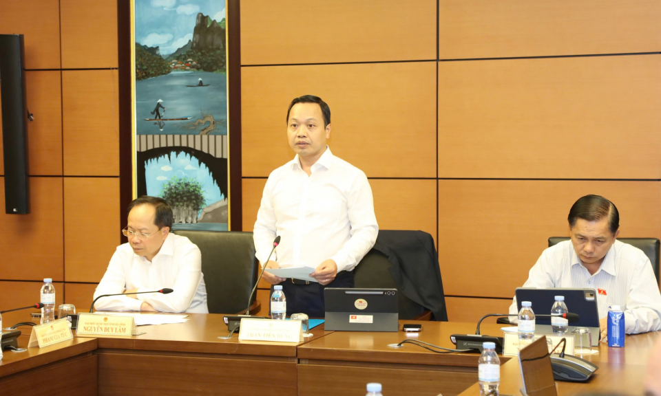 Đại biểu Quốc hội tỉnh tham gia &yacute; kiến dự thảo Luật T&iacute;n ngưỡng, t&ocirc;n gi&aacute;o (sửa đổi)