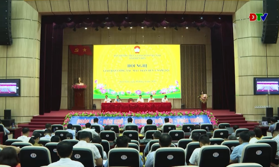 Giao ban c&ocirc;ng t&aacute;c mặt trận qu&yacute; I, năm 2026