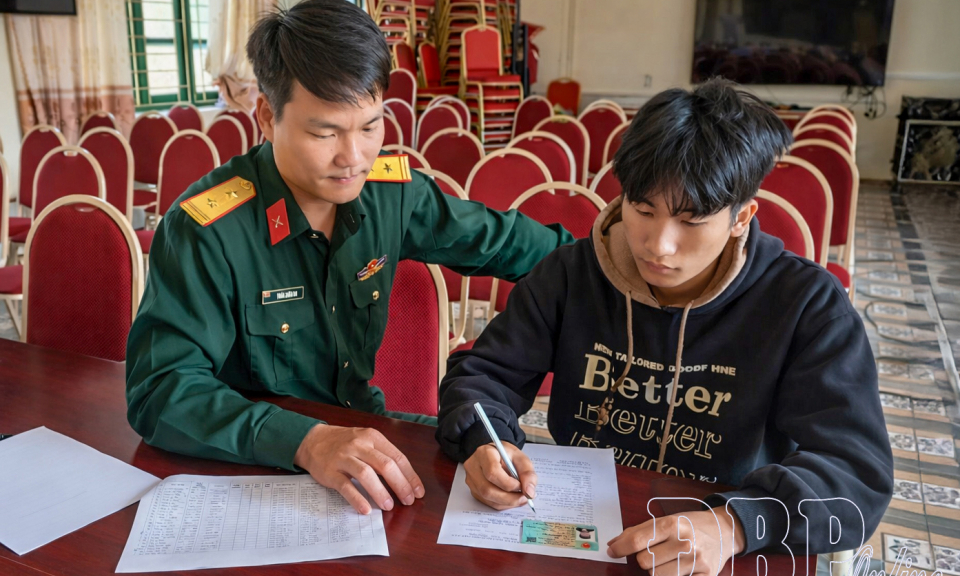 Nậm K&egrave; ph&aacute;t huy hiệu quả  lực lượng qu&acirc;n sự ch&iacute;nh quy