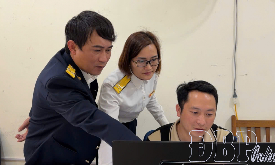 Đồng h&agrave;nh c&ugrave;ng c&aacute;c đơn vị quyết to&aacute;n thuế thu nhập c&aacute; nh&acirc;n