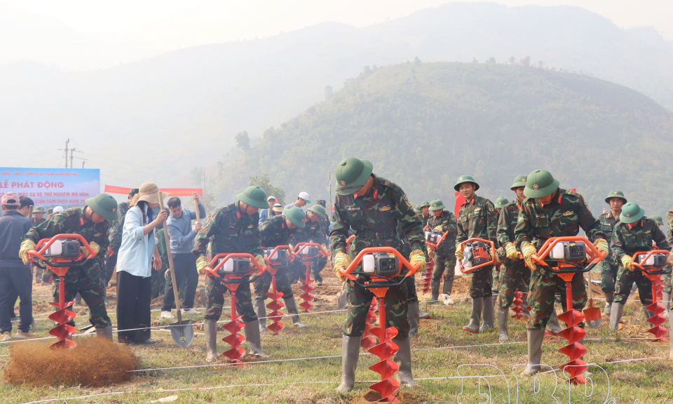Tạo đ&agrave; ph&aacute;t triển n&ocirc;ng nghiệp xanh, th&ocirc;ng minh, bền vững