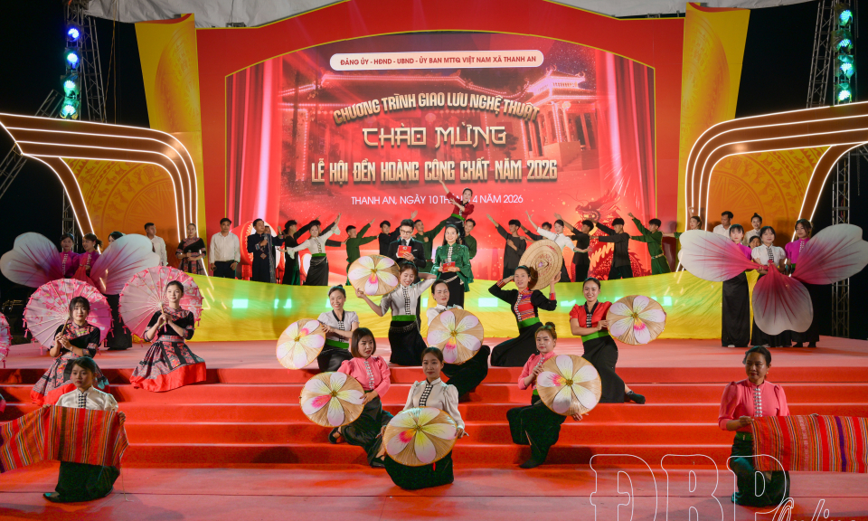 S&ocirc;i động đ&ecirc;m nghệ thuật ch&agrave;o mừng Lễ hội Đền Ho&agrave;ng C&ocirc;ng Chất 2026