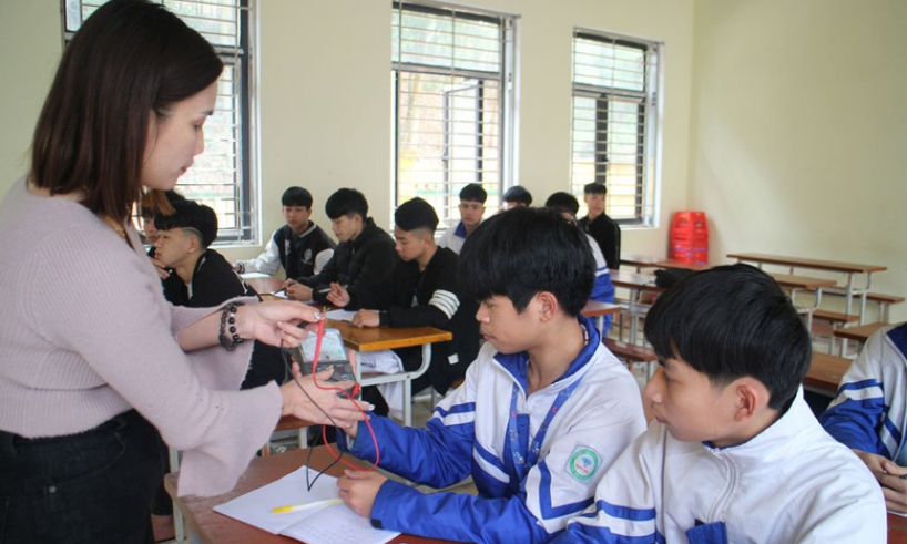 Quy định mới về xếp lương gi&aacute;o vi&ecirc;n cơ sở gi&aacute;o dục thường xuy&ecirc;n