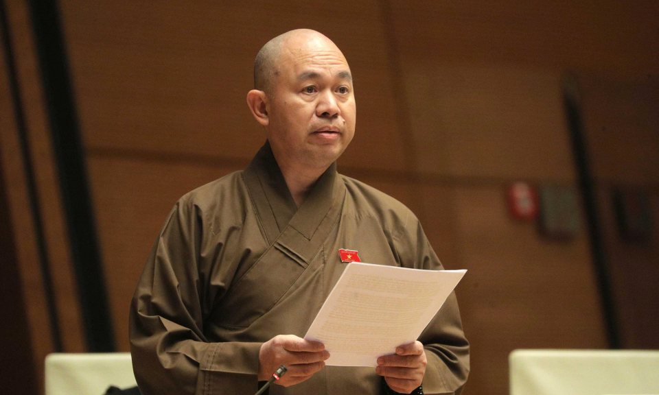 ĐBQH tỉnh tham gia &yacute; kiến v&agrave;o dự thảo Luật Thủ đ&ocirc; (sửa đổi)