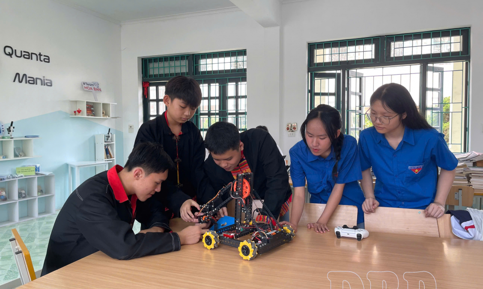 &ldquo;H&agrave;nh tinh 4.0&rdquo; gi&aacute;o dục truyền th&ocirc;ng về khoa học c&ocirc;ng nghệ d&agrave;nh cho học sinh