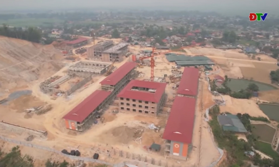 Đẩy nhanh tiến độ thực hiện c&aacute;c dự &aacute;n trường li&ecirc;n cấp