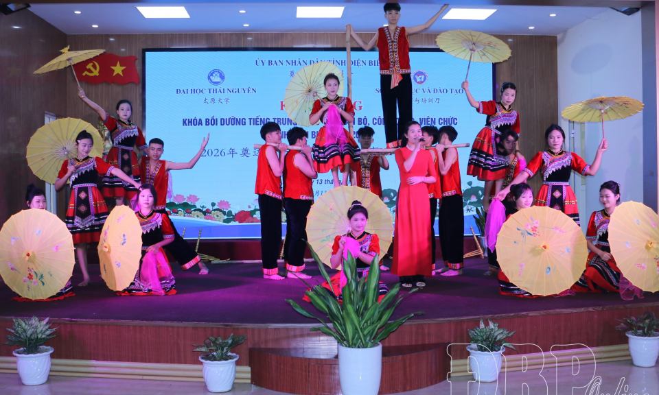 20 c&ocirc;ng chức, vi&ecirc;n chức tham gia bồi dưỡng tiếng Trung Quốc