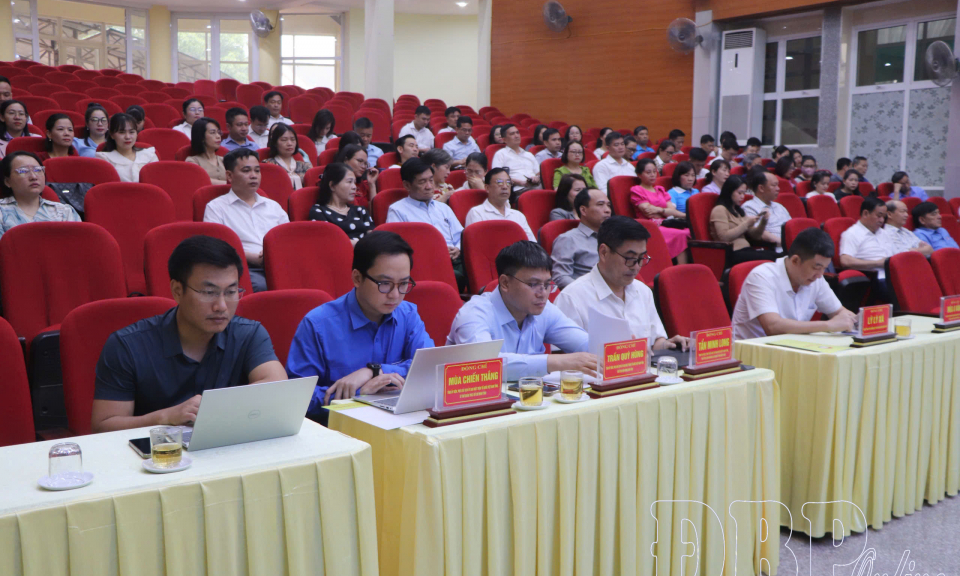 Giao ban Mặt trận Tổ quốc v&agrave; c&aacute;c tổ chức ch&iacute;nh trị - x&atilde; hội